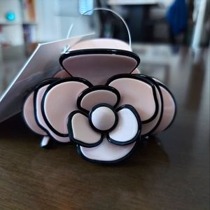 Medium Acrylic Hair Claw